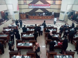Tok! DPRD Jember Usulkan Pemecatan Bupati Faida
