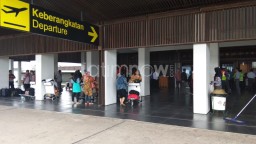 Video: Dampak Erupsi Gunung Agung, Bandara Banyuwangi Ditutup