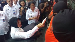 Video: Amarah Wali Kota Risma kepada Pengedar Pil Koplo
