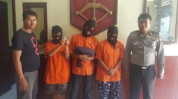 Kelabuhi Polisi, Perempuan ini Simpan Sabu dalam Tas Turn Back Crime