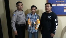 Terintai Kamera CCTV, Pencuri Susu di Tiga Minimarket Dibekuk Polisi