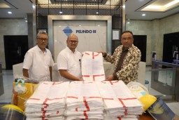 90 Ribu APD Disumbangkan Pelindo III Melalui Kementerian BUMN