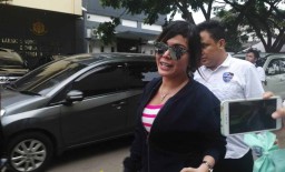 Celana Dalam Ungu Milik Vanessa Disita Polisi, dari Avriellia?