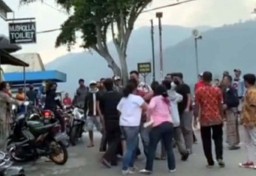 Beredar Video Adu Jotos di Telaga Sarangan Magetan, Empat Orang Terluka