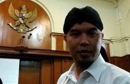 Respon Ahmad Dhani Disebut Maju Pilwali Pasuruan 2020