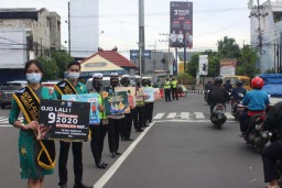 Begini Cara Polisi di Sidoarjo Ajak Warga Tak Golput dan Patuhi Prokes