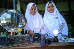 3 Pelajar MAN 1 Ponorogo Ciptakan Alat Pembangkit Listrik Tenaga Angin