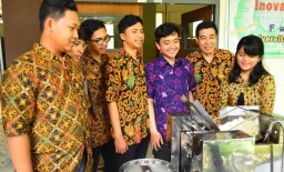 Dosen dan Mahasiswa di Surabaya Ciptakan Alat Penggorengan Canggih