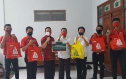 Toko Modern ini Beri Bantuan untuk Warga Terdampak Covid-19 di Jombang