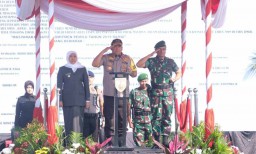 Apel Gelar Pasukan Pengamanan Pemilu 2019 di Jatim Digelar Serentak