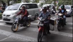 Video: Pita Penggaduh Ngagel Bikin Gaduh