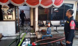 Foto: Sisa-sisa Kebakaran di Asrama Polisi Tandes Surabaya