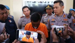 Video Porno Jadi Tontonan Pengedar Pil Koplo Sebelum Cabuli Anaknya