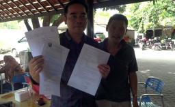 Kata Keluarga Pelaku Penipuan yang Pingsan saat Kasusnya Digelar