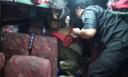 Geledah Sebuah Bus di Tol Warugunung, BNNP Jatim Sita 4 Kg Sabu