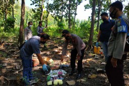 Bahan-bahan Petasan Hasil Sitaan Polisi di Ponorogo Dimusnahkan