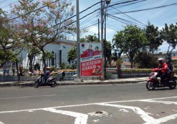 Baliho Liar Erji di Surabaya Tak Ditertibkan, Mengapa?
