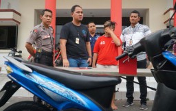 Tembakan Polisi Lumpuhkan Kaki Bandit Jalanan di Surabaya