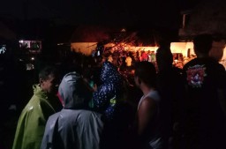 Sungai di Pasuruan Meluap, 60 Keluarga Mengungsi, Lalu Lintas Macet