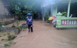 Dua Desa di Ponorogo Terendam Banjir Akibat Tanggul Jebol