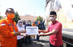 Bantuan PCR Kit dari BNPB ke Jatim hingga Check Point Larangan Mudik