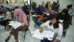 695 Calon Penerima Beasiswa Pemkot Surabaya Jalani Tes di Ubaya
