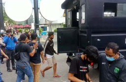 Diduga Hendak Ikut Demo di Surabaya, Belasan Remaja Diamankan