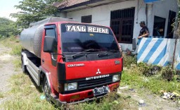 Motor Dihantam Truk di Pasuruan, Biker ini Kritis