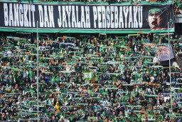 Bonek Ajak Warga Tak Golput di Hari Pencoblosan Pilwali Surabaya 2020
