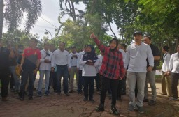 Ini Impian Wali Kota Risma untuk Taman di Bantaran Sungai Jalan Ngagel