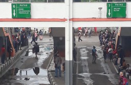 Bus di Terminal Bungurasih Langka, Penumpang Dikabarkan Terlantar
