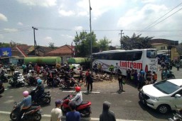 Bus Seruduk Tiga Kendaraan di Malang, Satu Orang Tewas, Lima Terluka