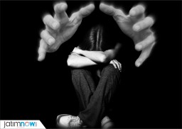 Bapak Bejat Setubuhi Anak Sejak Masih SD