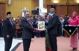Pimpin DPRD Surabaya, Adi Sutarwijono: Saya Ditugasi Partai