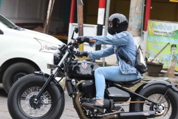 Kilas Berita Hot: Motor Keren Cak Ipin hingga Bupati Demak Kecelakaan