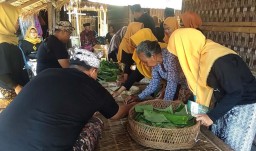 Mengintip Cara Suku Osing Banyuwangi Memasak Makanan untuk Ritual