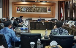 Panggil PT PJU, DPRD Ingatkan Direksi dalam Mengelola BUMD di Jatim