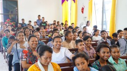 Natal 2019, Pelindo III-Waskita Karya Berbagi Kebahagiaan di Kupang