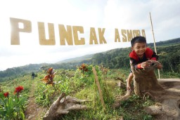 Munculnya Wisata Puncak Asmoro, Berawal dari Kisah Sepasang Kekasih 