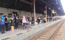 Arus Balik Libur Panjang, 30 Ribu Penumpang Padati 23 Stasiun Daop 7