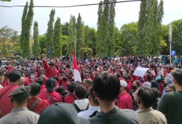 Demo Tolak Omnibus Law Juga Digelar Mahasiswa di Ponorogo