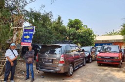 Membludaknya Pasien Ningsih Tinampi Jadi Berkah Bagi Pengelola Parkir