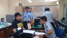 Usai Sidang Perdana di Surabaya, Ahmad Dhani Dibawa ke Rutan Medaeng
