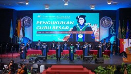 Dr Utami Dikukuhkan Jadi Guru Besar Universitas Ciputra Surabaya