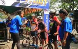Keseruan Drag Bicycle Ponorogo 2020 di Era New Normal