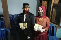 Wow, Duda Muda di Ponorogo Nikahi Janda Berumur 76 Tahun