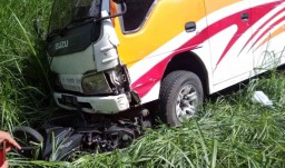 Isuzu Elf Tabrak Lima Kendaraan di Batu Akibat Rem Blong
