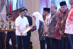Jatim Raih Penghargaan Terbaik dalam Penanganan Konflik Sosial 2019