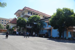 Sederet Bukti Kerja Keras Pemkot Surabaya Tekan Covid-19