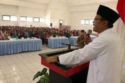 Gus Ipul Berharap Jatim Jadi Produsen Susu Terbesar di Indonesia